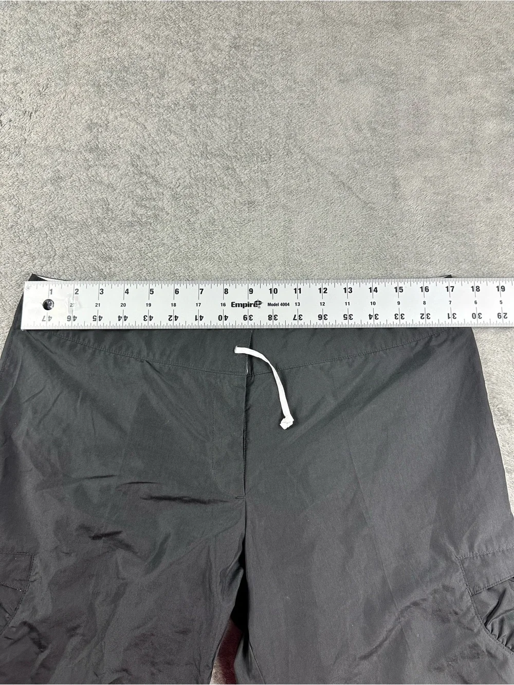 Nike Men’s Black Swim Trunks Board Shorts Size L Drawstring Pockets
